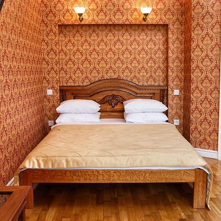 Cozy Apartment 39/34 Lviv Buitenkant foto