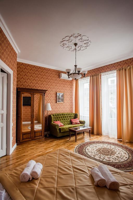 Cozy Apartment 39/34 Lviv Buitenkant foto