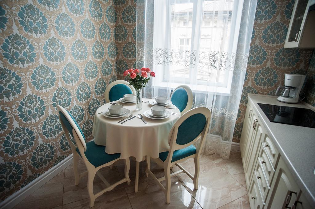 Cozy Apartment 39/34 Lviv Buitenkant foto